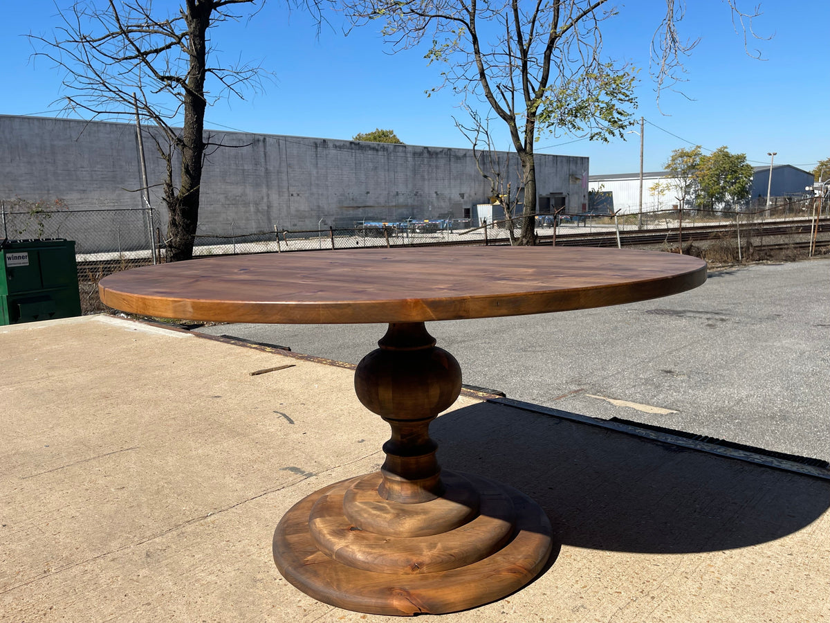 Free shipping - PINE round pedestal table